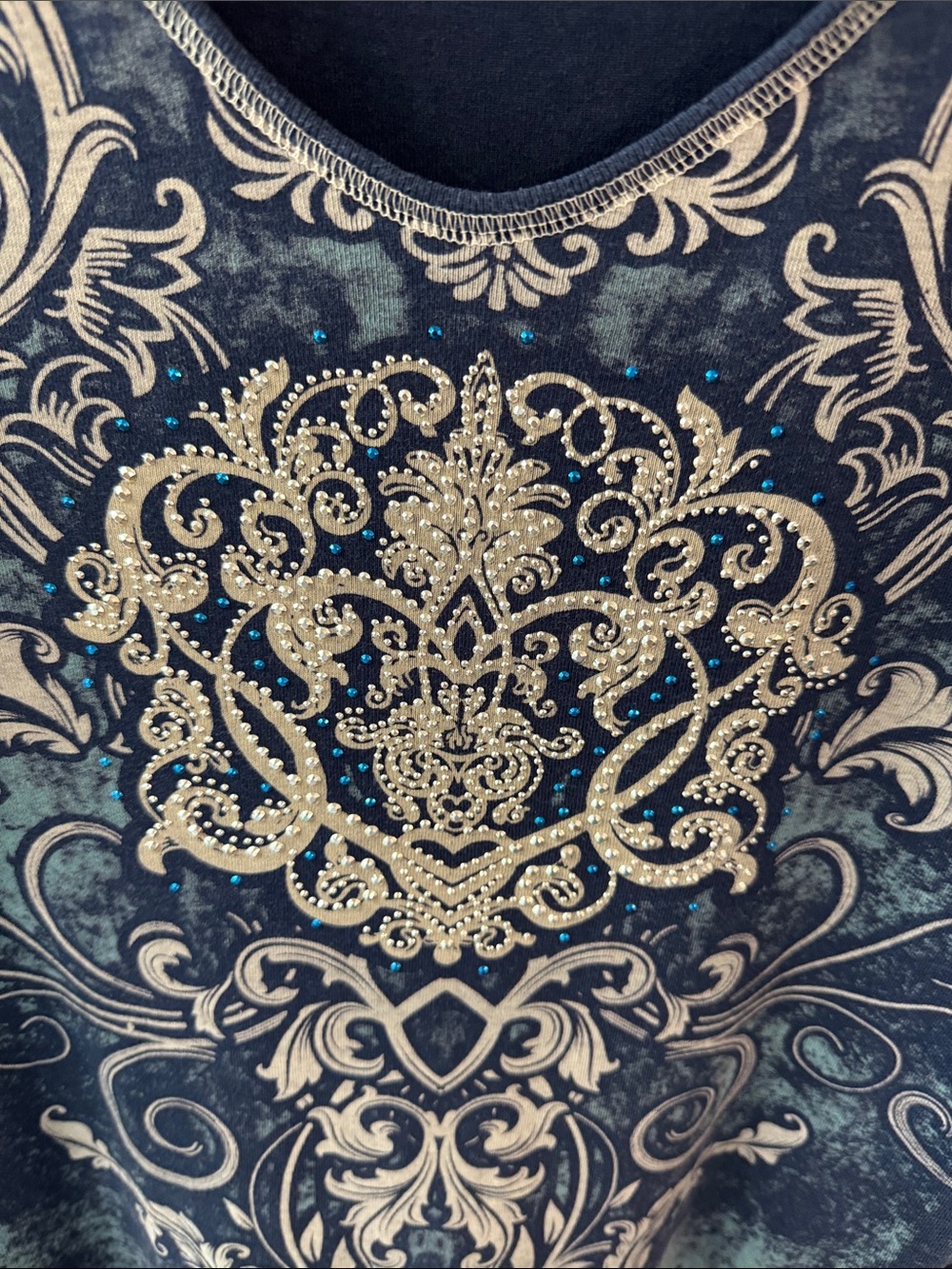 Cactus Bay XL Blue Scroll Rhinestone Top Made in USA - Picture 4 of 7
